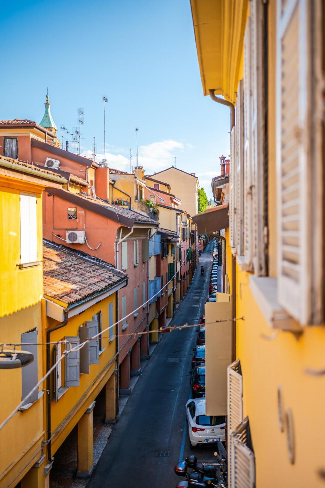 Sui Tetti Di Bologna Centro, Casa Dei Colori Leilighet Eksteriør bilde